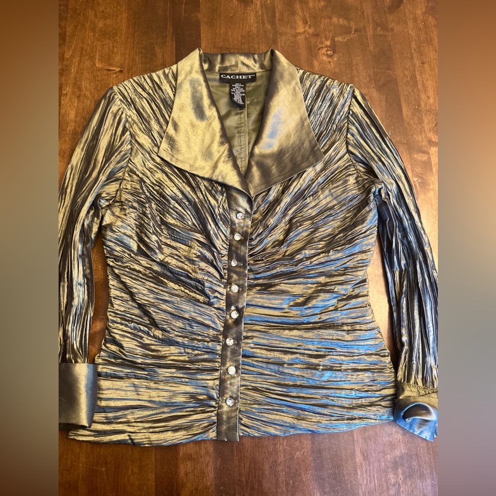 Cachet Top Crinkled Metalic Buttons Olive Green Artsy Blouse Party‎ Size 6
